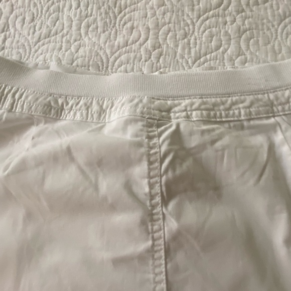 Karen Scott Classic White Skort Stretch Waistband 2 Pockets Size 6 - Picture 10 of 12